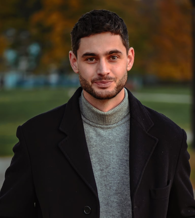 team-f-h4-vi-img1-9-min